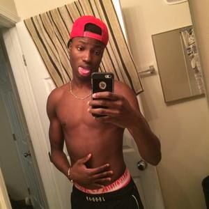 Meet your Posher, Ismael